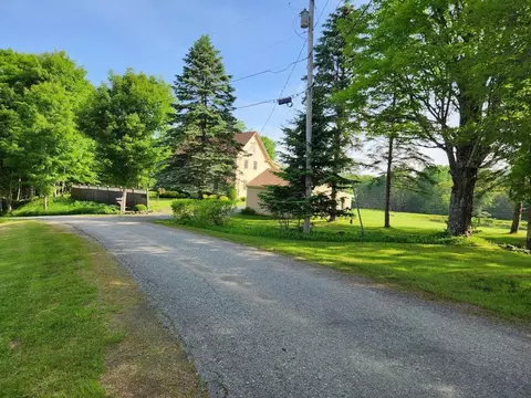Exterior - 29 Town Hall Rd, Edgecomb, ME 04556 photo 2 of 15