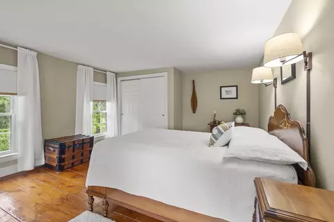Bedroom - 29 Town Hall Rd, Edgecomb, ME 04556 photo 2 of 3