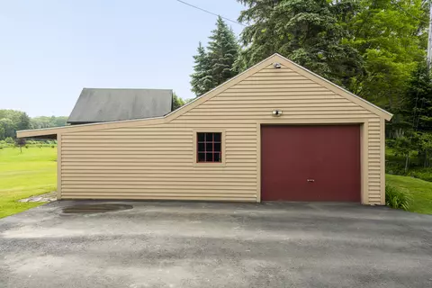Exterior - 29 Town Hall Rd, Edgecomb, ME 04556 photo 9 of 15