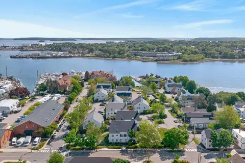 18 Ocean St #103, South Portland, ME 04106