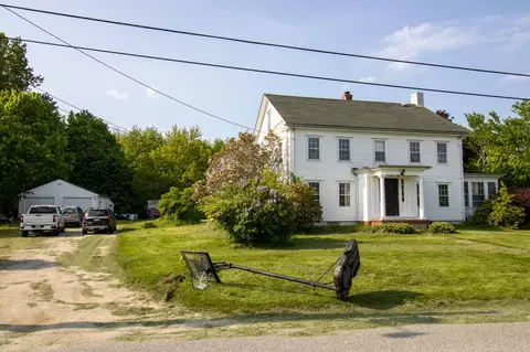 43 Cottage St, Milbridge, ME 04658