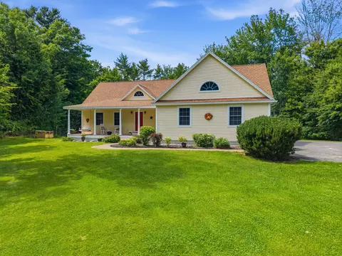 155 Highland Cliff Rd, Windham, ME 04062