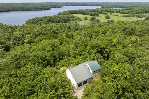 26 Squiers Aly, Nobleboro, ME 04555