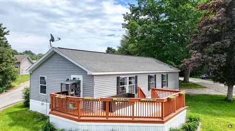 116 Blackberry Pl, Kittery, ME 03904
