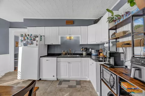 Kitchen - 117 Union St, Brewer, ME 04412 photo 2 of 8