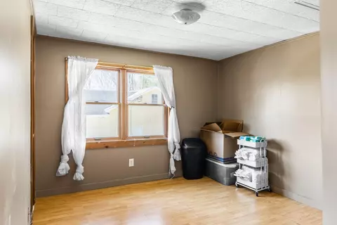 Bedroom - 103 Margin St, Orono, ME 04473 photo 2 of 5