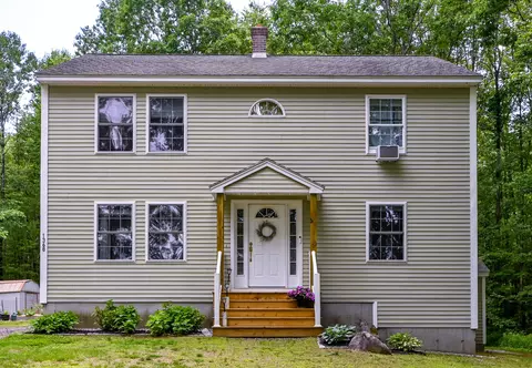 1368 Sokokis Trl, Waterboro, ME 04061