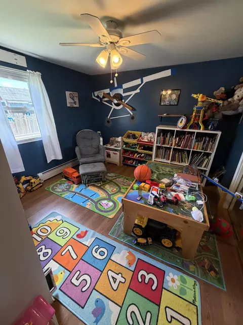 Bedroom - 336 Bates St, Millinocket, ME 04462 photo 5 of 5