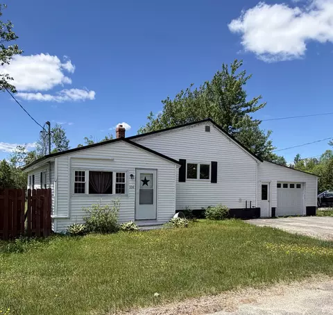 336 Bates St, Millinocket, ME 04462
