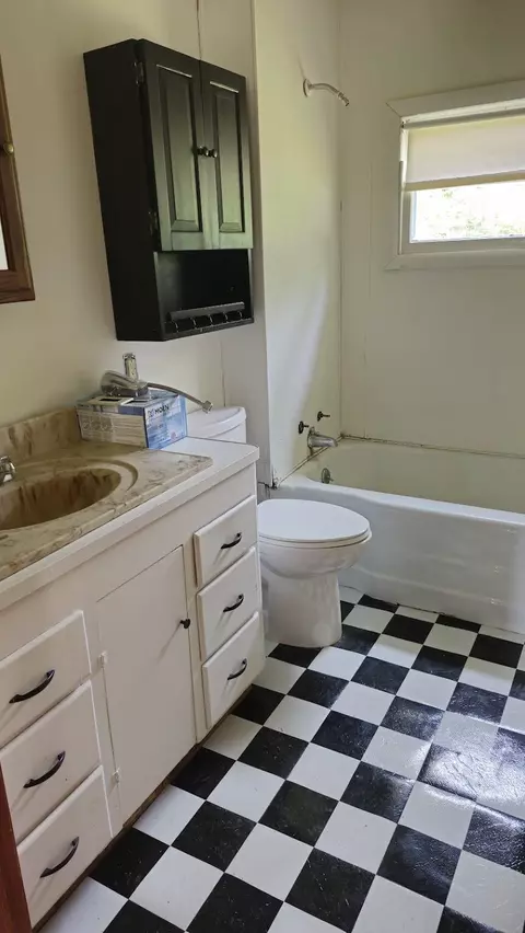 Bath - 388 Aroostook Ave, Millinocket, ME 04462 photo 2 of 2