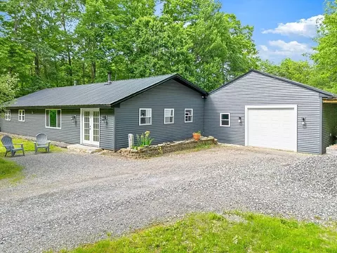 84 Sandy Point Rd, Vassalboro, ME 04989