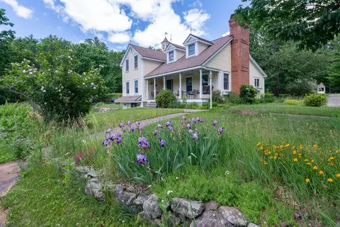 36 Sevigny Dr, Alfred, ME 04002