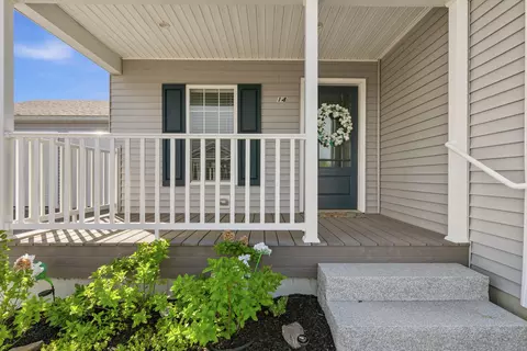 14 David Dr, Scarborough, ME 04074