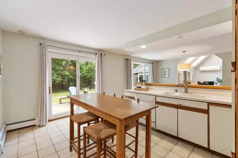 Kitchen - 11 Rebecca Rd, Ogunquit, ME 03907 photo 2 of 3