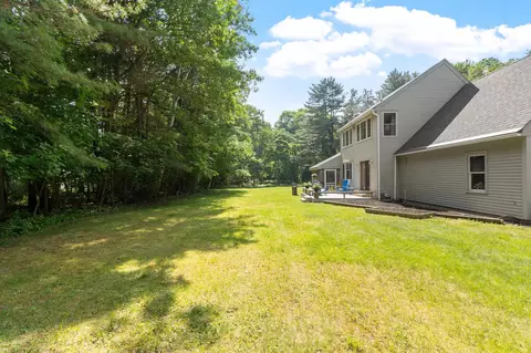Exterior - 11 Rebecca Rd, Ogunquit, ME 03907 photo 4 of 6