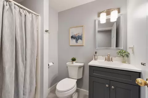 Bath - 11 Rebecca Rd, Ogunquit, ME 03907 photo 1 of 3