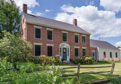 160 Memorial Hwy, North Yarmouth, ME 04097