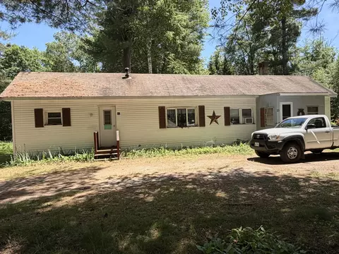 41 Town Farm Rd, Buxton, ME 04093