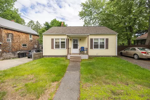 77 Old Greene Rd, Lewiston, ME 04240