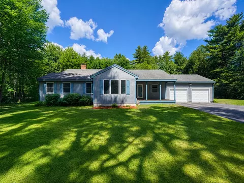 1 Bartlett Pines Dr, Waterboro, ME 04030