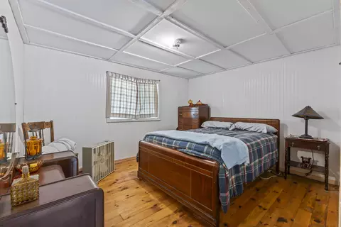 Bedroom - 537 Sunflower Ln E, Sidney, ME 04330 photo 1 of 3