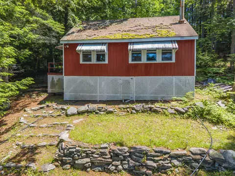 Exterior - 537 Sunflower Ln E, Sidney, ME 04330 photo 3 of 9