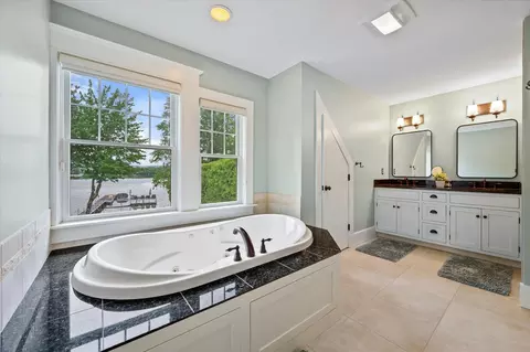 Bath - 178 Pine Trl, Dedham, ME 04429 photo 3 of 8
