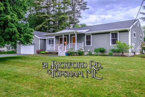 21 Bickford Dr, Topsham, ME 04086