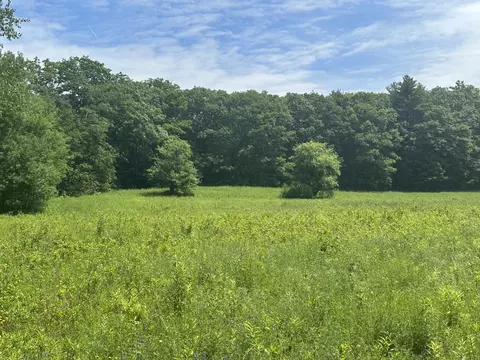 37 Herrick Rd, Belfast, ME 04915