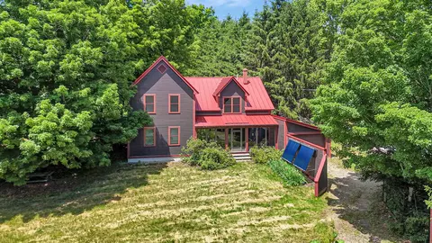 445 N Hill Rd, Buckfield, ME 04220