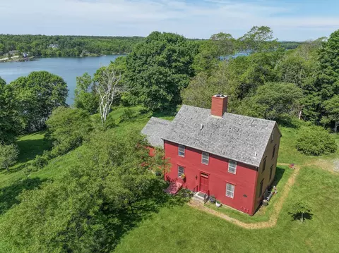 34 N Deer Isle Rd, Deer Isle, ME 04627