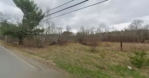 743 Brewer Lake Rd, Orrington, ME 04474