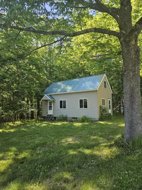 1383 River Rd, Orrington, ME 04474