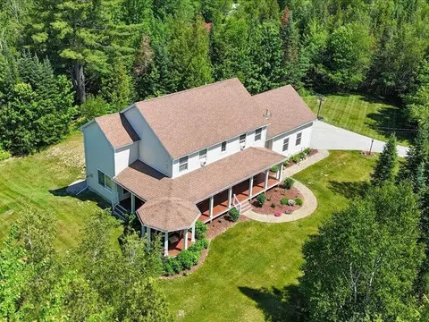 43 Skyline Rd, Bangor, ME 04401
