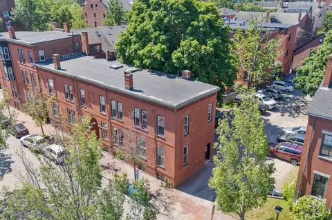 126 Park St #6, Portland, ME 04101