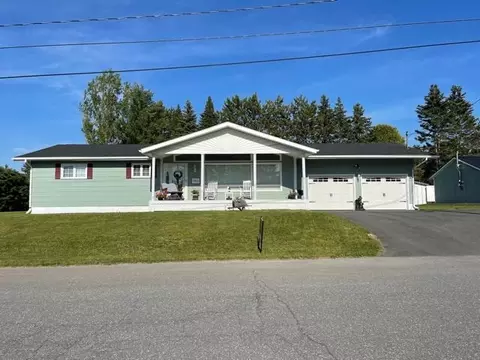 164 Hillcrest Ave, Madawaska, ME 04756