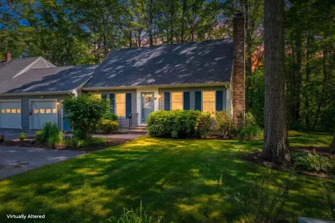 18 Cape Woods Dr #18, Cape Elizabeth, ME 04107