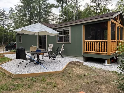 405 Lucy Knowles Rd, Farmington, ME 04938
