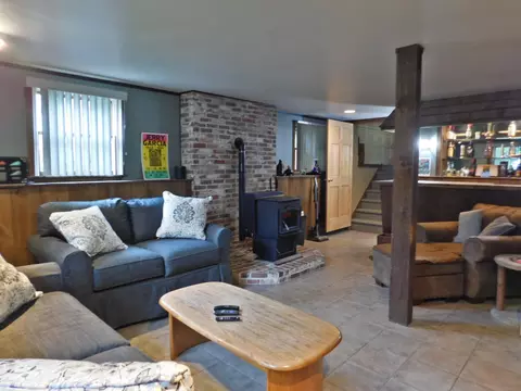 Living - 3 Spiro Ave, Gray, ME 04039 photo 3 of 4