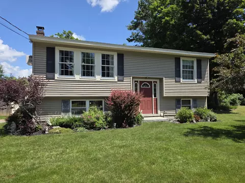 3 Spiro Ave, Gray, ME 04039