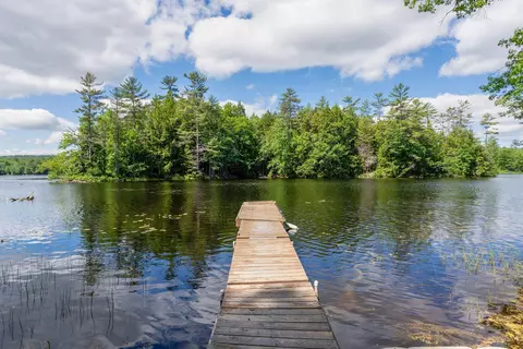 29 Beach Rd, Naples, ME 04055