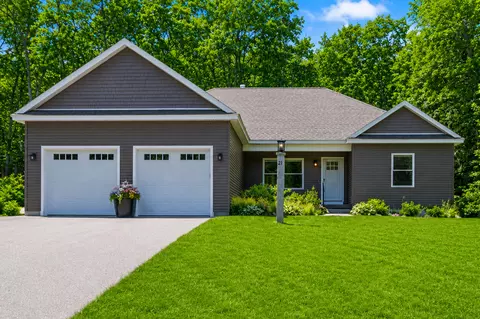 21 Dolphin Ave, Old Orchard Beach, ME 04064