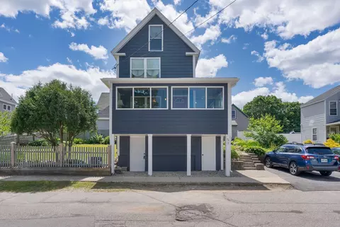 57 Central Park Ave, Old Orchard Beach, ME 04064