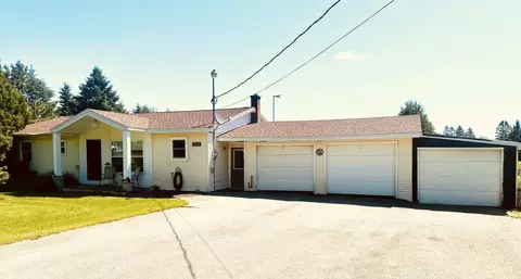 3476 W Chapman Rd, Chapman, ME 04757