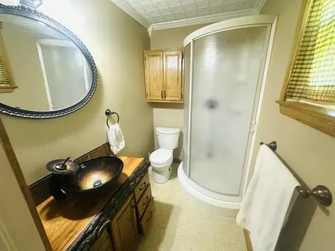 Bath - 3476 W Chapman Rd, Chapman, ME 04757 photo 5 of 9