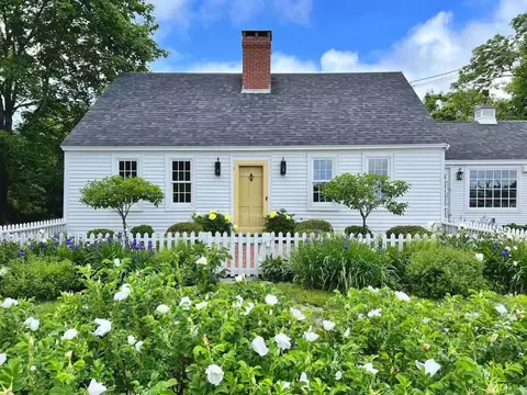 334 Castine Rd, Castine, ME 04421