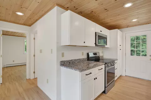Entry Way - 8 Hillside Ln, Sweden, ME 04040 photo 4 of 6