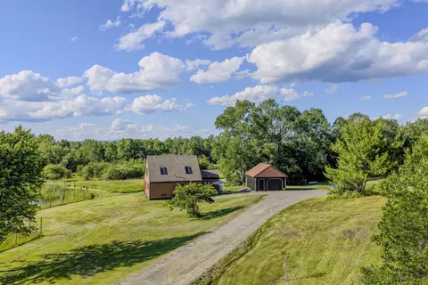 553 N Dexter Rd, Dexter, ME 04930