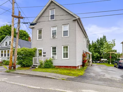 103 Winter St, Lewiston, ME 04240