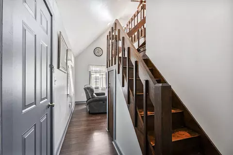 Entry Way - 48 Pendleton St, Brewer, ME 04412 photo 1 of 3